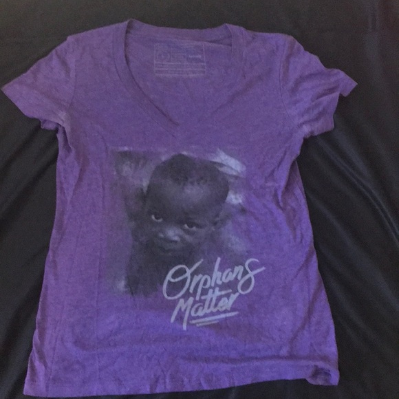 sevenly Tops - Orphans Matter Shirt